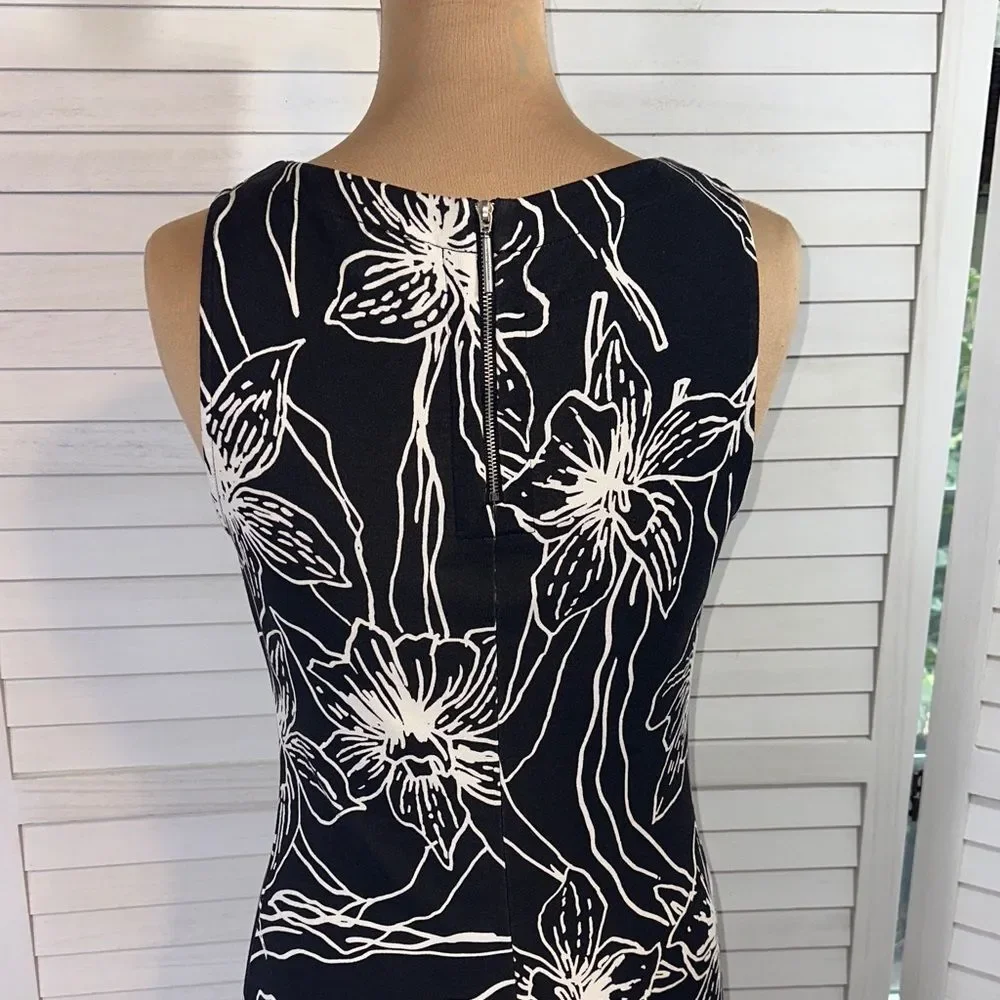 Tommy Bahama Vista Blooms Sheath Dress Size SP NWOT